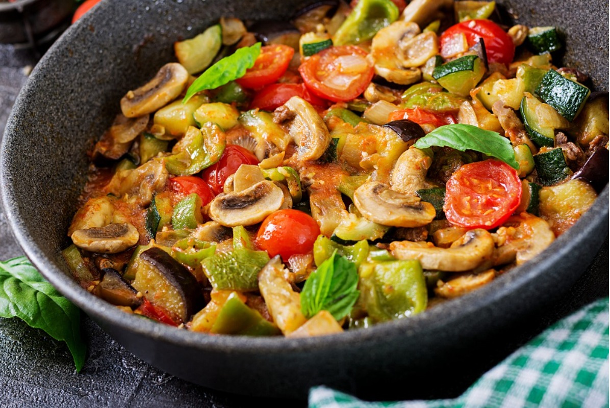 Berenjenas con hongos y sardinas en Papillote